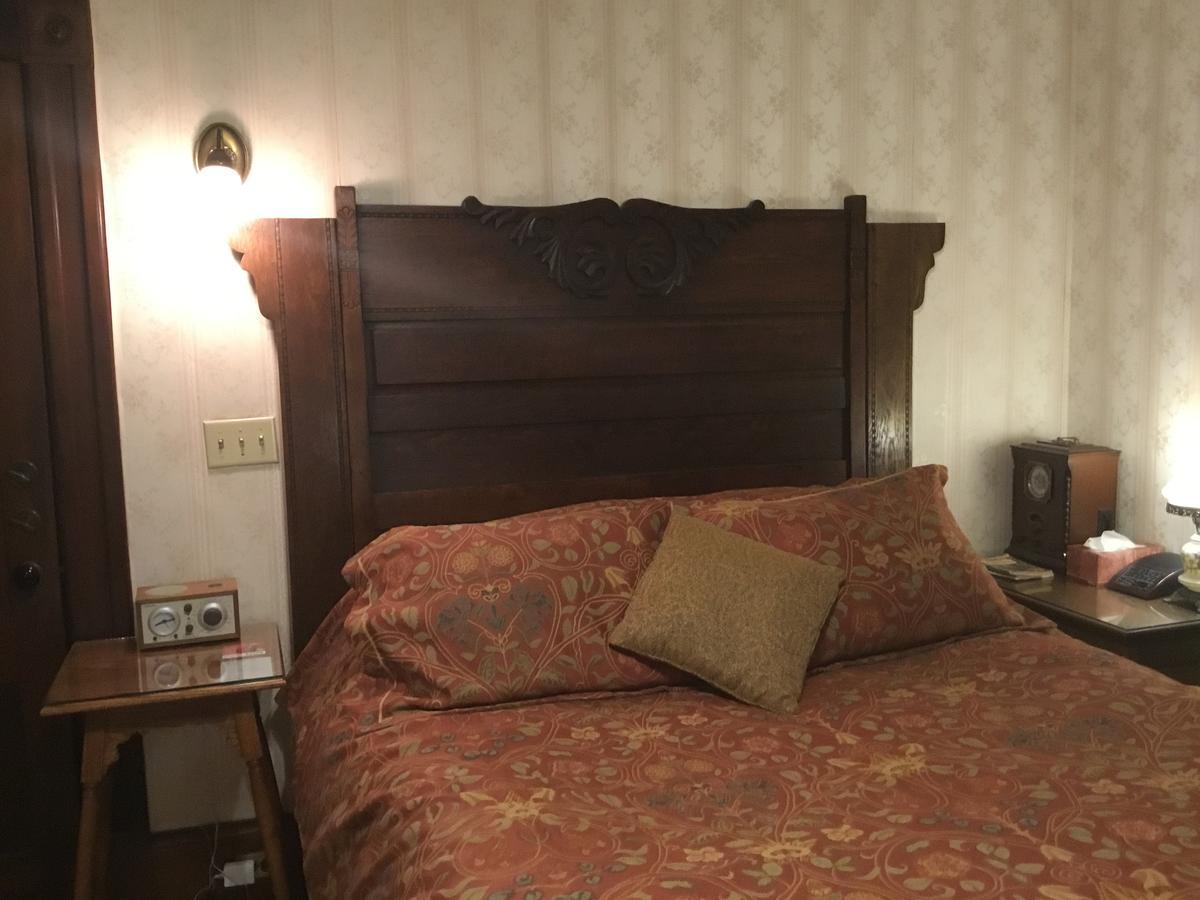Allen House Inn Amherst Buitenkant foto