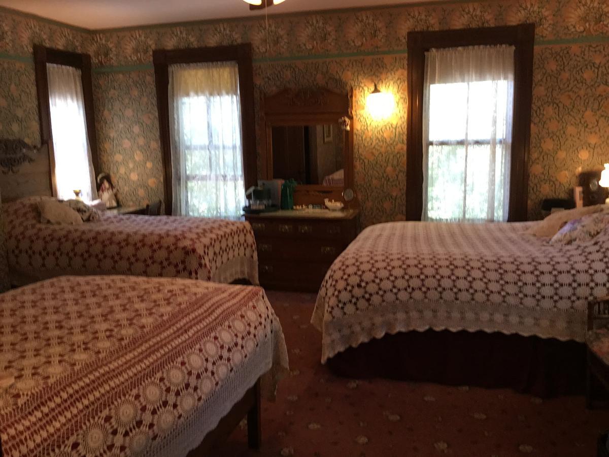 Allen House Inn Amherst Buitenkant foto