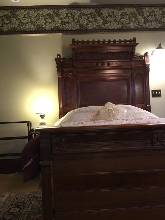Allen House Inn Amherst Buitenkant foto